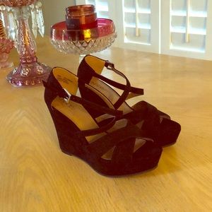 Abound Black Wedge Heels, Size 5